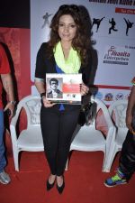 Shama Sikander at Bruce Leee_s birthday celebrated in Andheri Sports Complex, Mumbai on 27th Nov 2012 (31).JPG